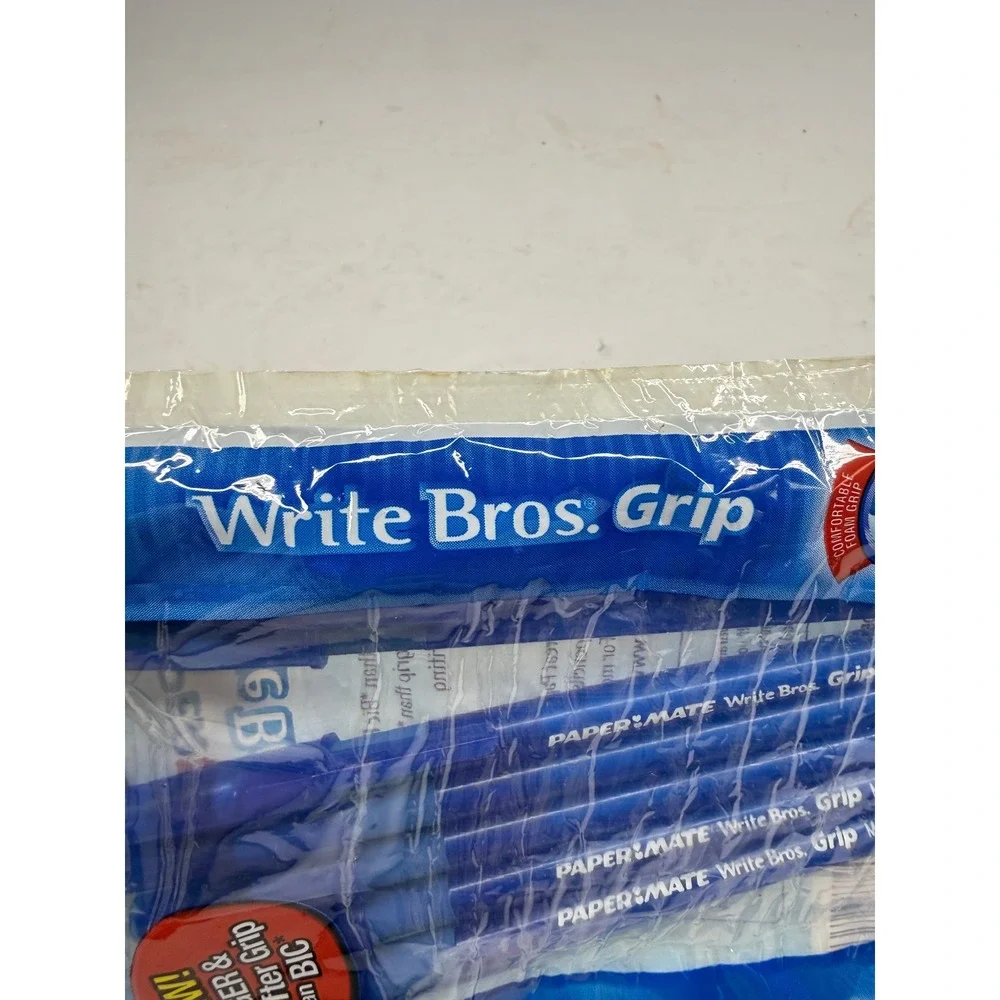 Paper Mate Write Bros Grip Blue Ink Ballpoint Pens Medium 1.0mm 8 Count 88086